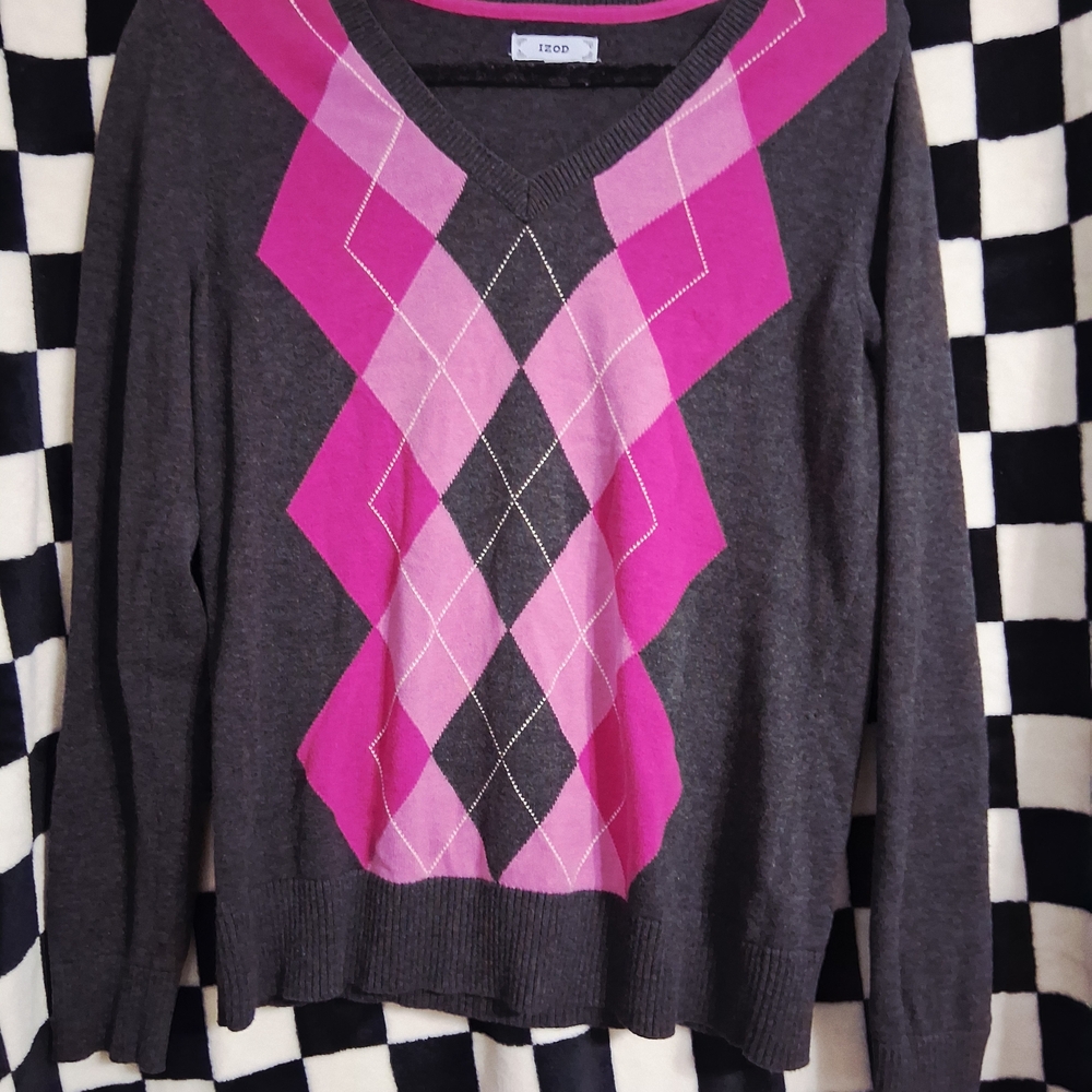 Izod Women's V-Neck Sweater - Dark Gray and Pink Argyle